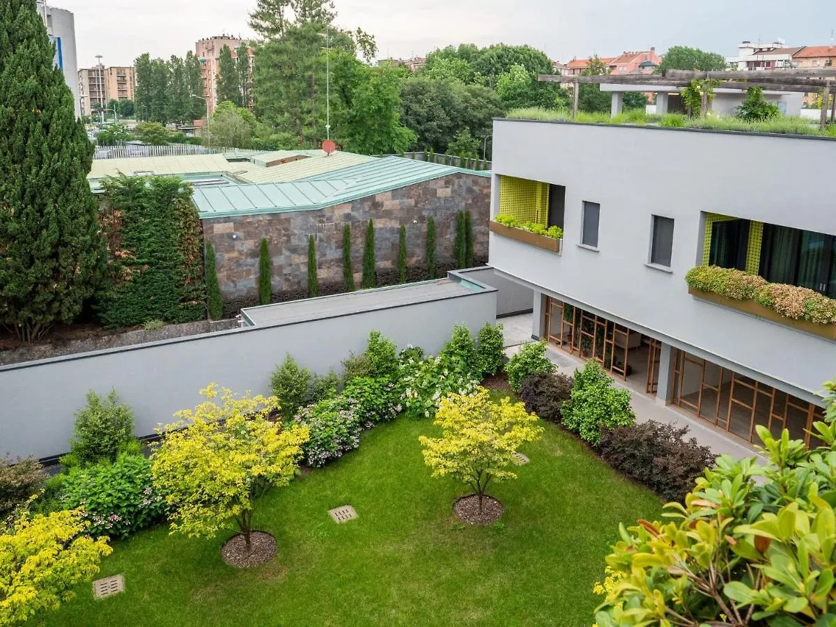 The Best Rent - Modern Apartment With Balcony In Maciachini Milan Italy