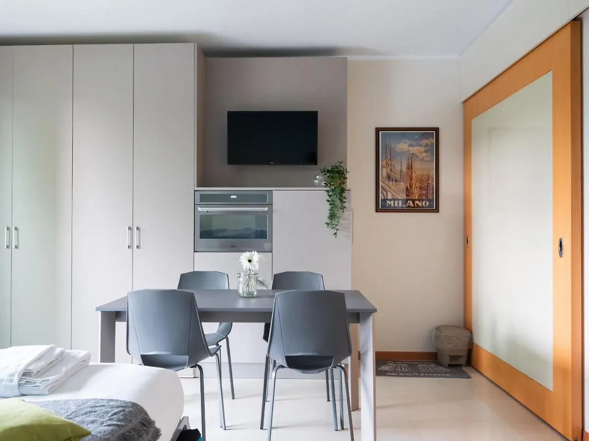The Best Rent - Modern Apartment With Balcony In Maciachini Milan